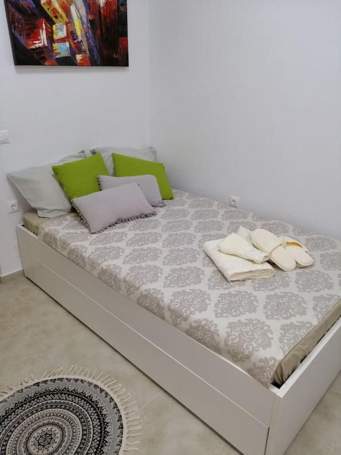Maridel Underground Apartment